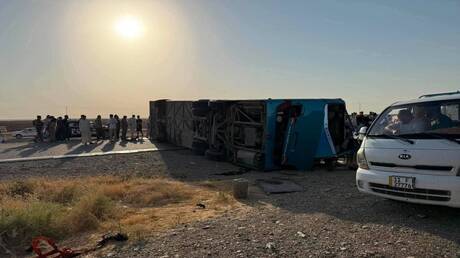 حادث مروع في العراق.. عشرات الضحايا في انقلاب حافلة سياحية