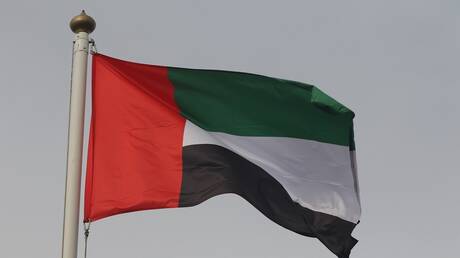 “وول ستريت جورنال”: الولايات المتحدة تطالب الإمارات بزيادة الضغط على إيران