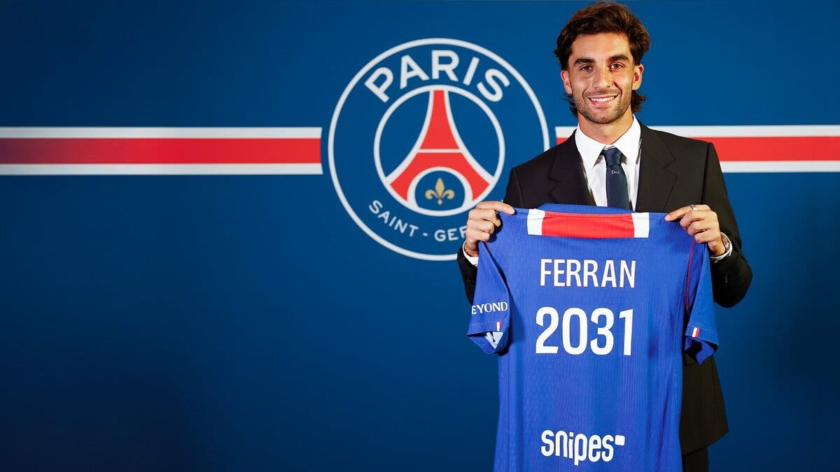 فيران توريس ينضم إلى سان جيرمان من برشلونة بعقد حتى 2031