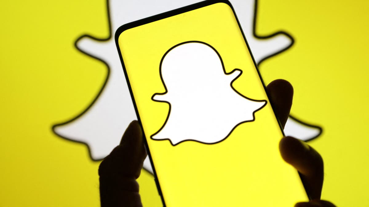 “سناب شات” يمنح الأولوية للفيديوهات البشرية على الذكاء الاصطناعي في “سبوتلايت”