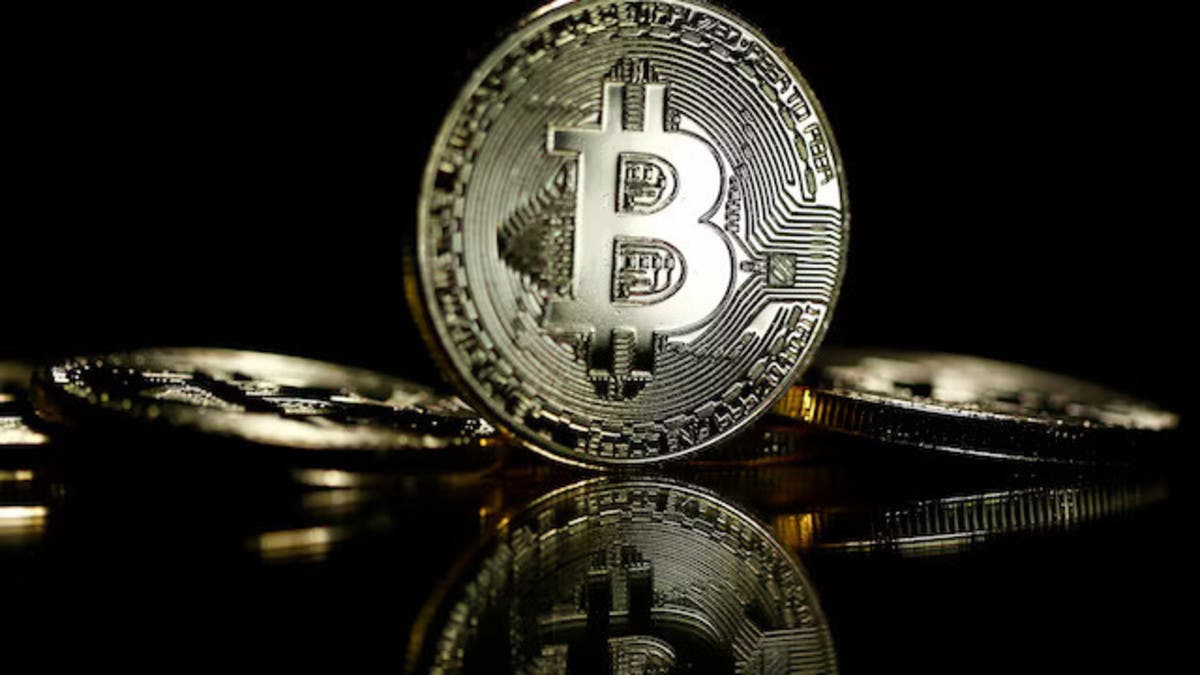 “ستراتيجي” تواصل بيع البيتكوين والأسهم لتعزيز السيولة وهيكلة التمويل
