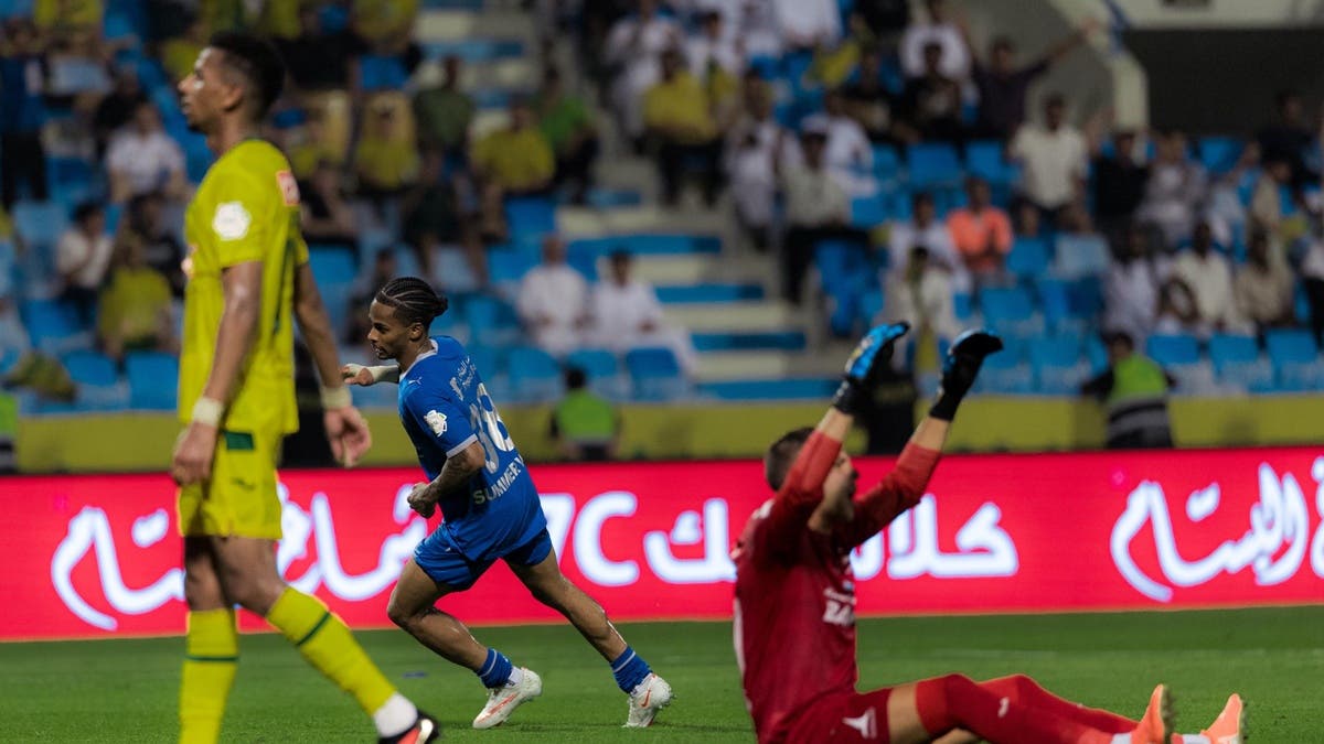 الهلال ينصب مهرجان أهداف في شباك الخليج خلال 32 دقيقة