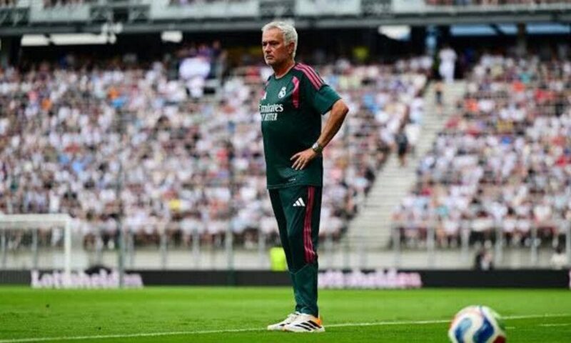 قواعد مورينيو الجديدة في ريال مدريد تبدأ من “المطبخ”