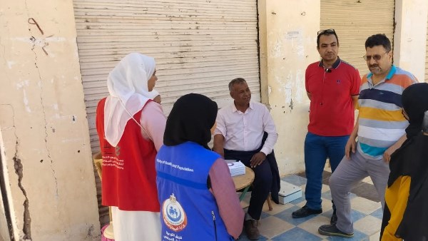 الوادي الجديد.. رئيس مركز بلاط يتابع تنفيذ مبادرة 100 مليون صحة