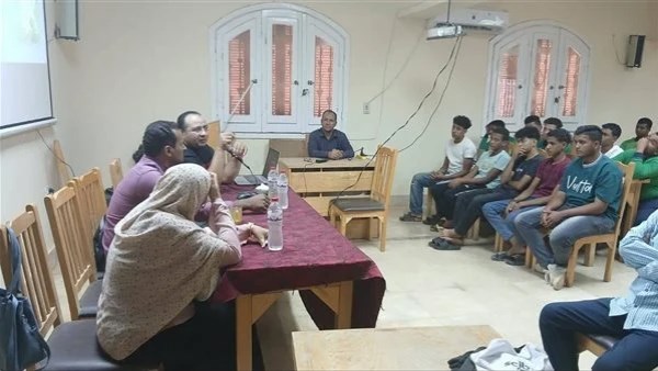 الوادي الجديد تنفذ تدريبًا لطلاب الثانوية الزراعية على مكافحة سوسة النخيل