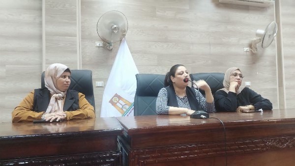 التربية الإيجابية.. انطلاق أولى جلسات البرنامج التوعوي للعاملين بديوان عام محافظة الوادي الجديد