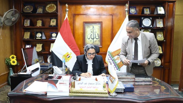 محافظ الوادي الجديد تعتمد تنسيق المرحلة الثانية للقبول بالصف الأول الثانوي العام والخدمات