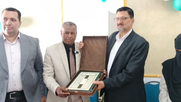 رئيس بلاط بالوادي الجديد يشهد تكريم الدكتور صلاح محمد مدير الإدارة الصحية