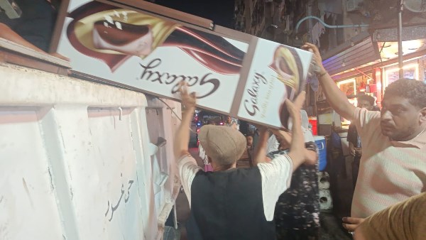 تكثيف حملات إزالة الإشغالات والتفتيش على الأسواق بأحياء الإسكندرية