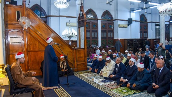 أجواء إيمانية.. محافظ الإسكندرية يشهد احتفال الأوقاف بذكرى المولد النبوي
