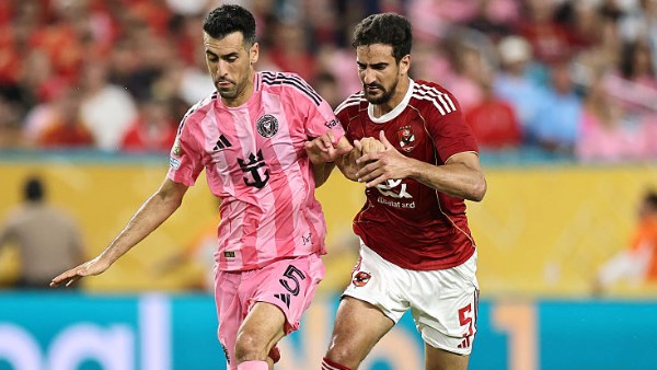 الأهلي ينتظر رد زد على ضم بديل بن رمضان وديانج في الميركاتو الصيفي| خاص