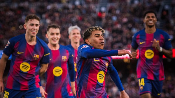 «فليك» يمنح لاعبي برشلونة راحة من التدريبات اليوم