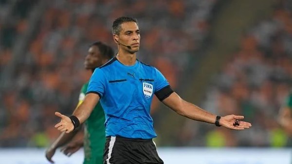 أمين عمر حكما لمباراة الزمالك والاتحاد السكندري في افتتاحية بطولة الدوري الممتاز