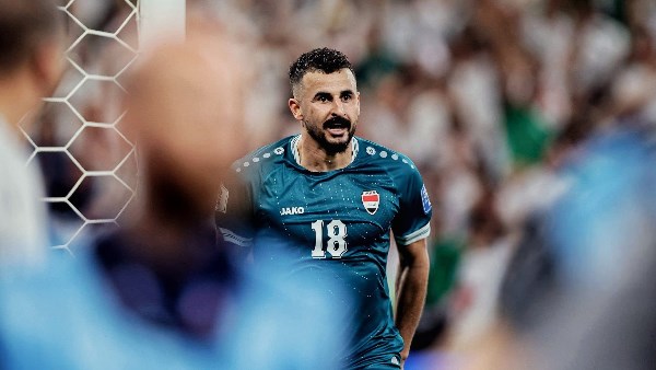 أيمن حسين ينضم رسمياً إلى باختكور الأوزبكي