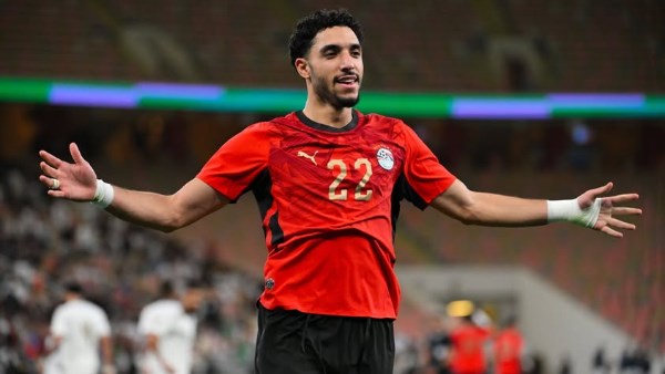 عمر مرموش ينتظم في معسكر مانشستر سيتي بهونج كونج استعدادًا للموسم الجديد