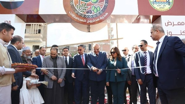 معرض كنوز مصر في مطروح.. ملتقى للتراث المصري ودعم للصناعات المحلية على كورنيش مرسى مطروح