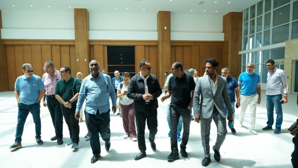 وفد وزارة الخارجية يتفقد جاهزية مركز المؤتمرات الدولي بالعلمين الجديدة