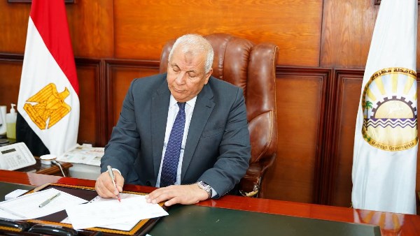 محافظ مطروح يعتمد تنسيق المرحلة الثانية للقبول بالثانوي العام للعام الدراسي 2026/2027
