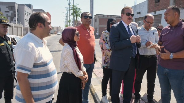 محافظ بورسعيد يتابع أعمال تطوير ورفع كفاءة 18 عمارة بديل عشوائيات بمنطقة القابوطي بحي الضواحي