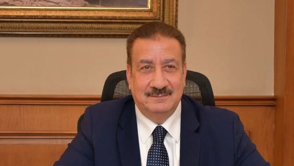 محافظ بورسعيد يصدق على غلق مطعم بعد رصد مخالفات تهدد سلامة المواطنين