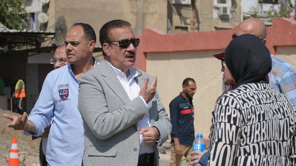محافظ بورسعيد يتابع أعمال تطوير ورفع كفاءة شارع أسوان ويوجه بإزالة التعديات والإشغالات بمحيطه