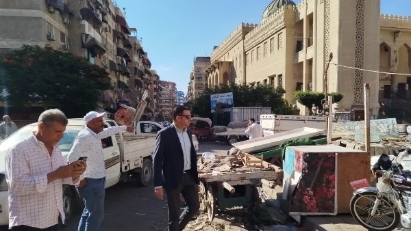 نائب محافظ بورسعيد يقود حملة مكبرة لإزالة الإشغالات بمحيط المجمع الإسلامي بمنطقة التعاونيات | صور
