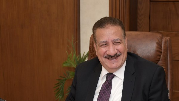 محافظ بورسعيد : حصر المحلات الشاغرة بالأسواق .. وإقامة أسواق حضارية على الطرق