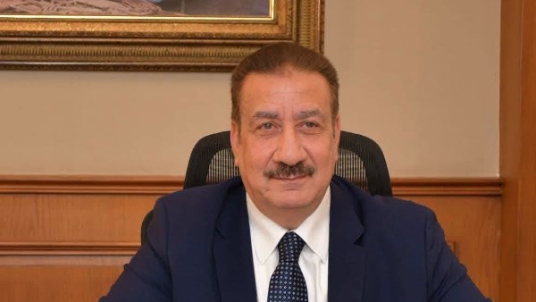 محافظ بورسعيد يوجه بتشكيل لجنة للمرور الميداني على المشروعات الجارية للتأكد من دقة الأعمال