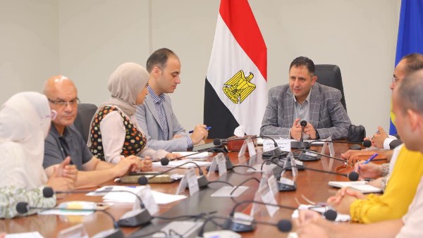 محافظ دمياط يرأس اجتماعًا لمتابعة ملف تقنين أراضي الدولة