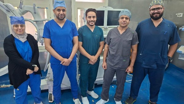 نجاح فريق جراحة الأوعية الدموية بمستشفى دمياط العام في إنقاذ قدم مريض من البتر