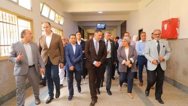 شاهد .. إنشاء مبنى الأورام الجديد بدمياط
