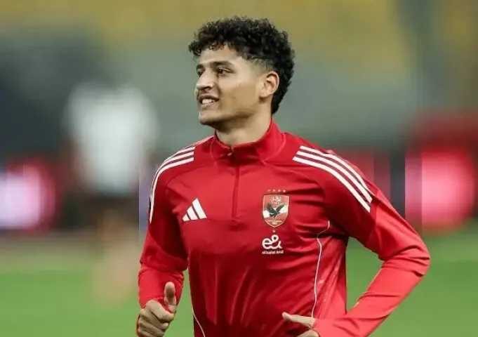 الأهلي يمدد عقد محمد عبد الله ويحسم رحيله