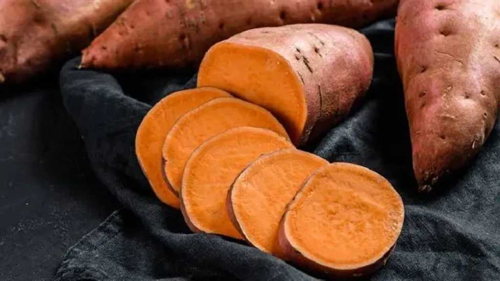تفسير حلم البطاطا والبلح ودلالاته النفسية