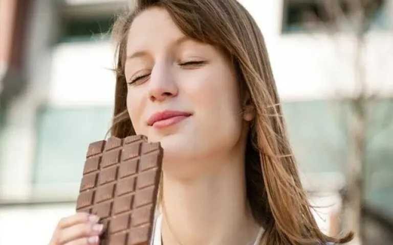 تفسير حلم تناول الشوكولاتة ودلالاته