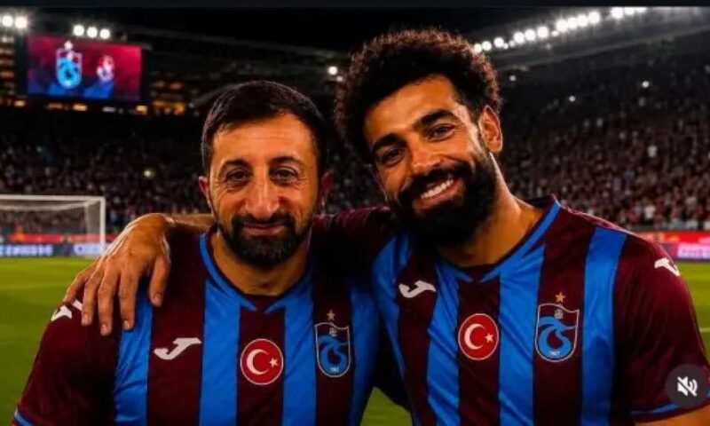 كوكسال بابا يشعل منصات التواصل برسالته وصورته مع محمد صلاح