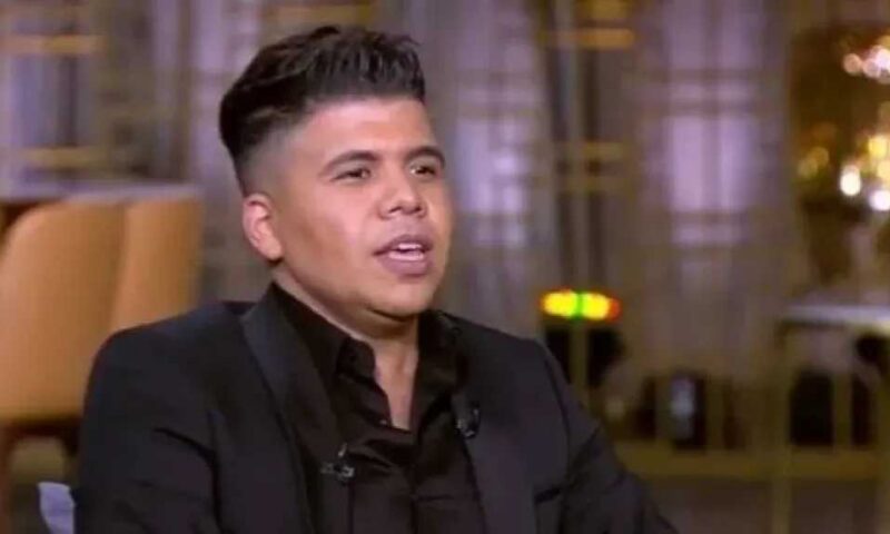 عمر كمال يطلب تصريحًا لإقامة حفل مجاني لأهالي السويس على نفقته الخاصة