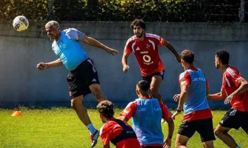 وائل جمعة يظهر في مران الأهلي بإسبانيا استعدادًا للموسم الجديد