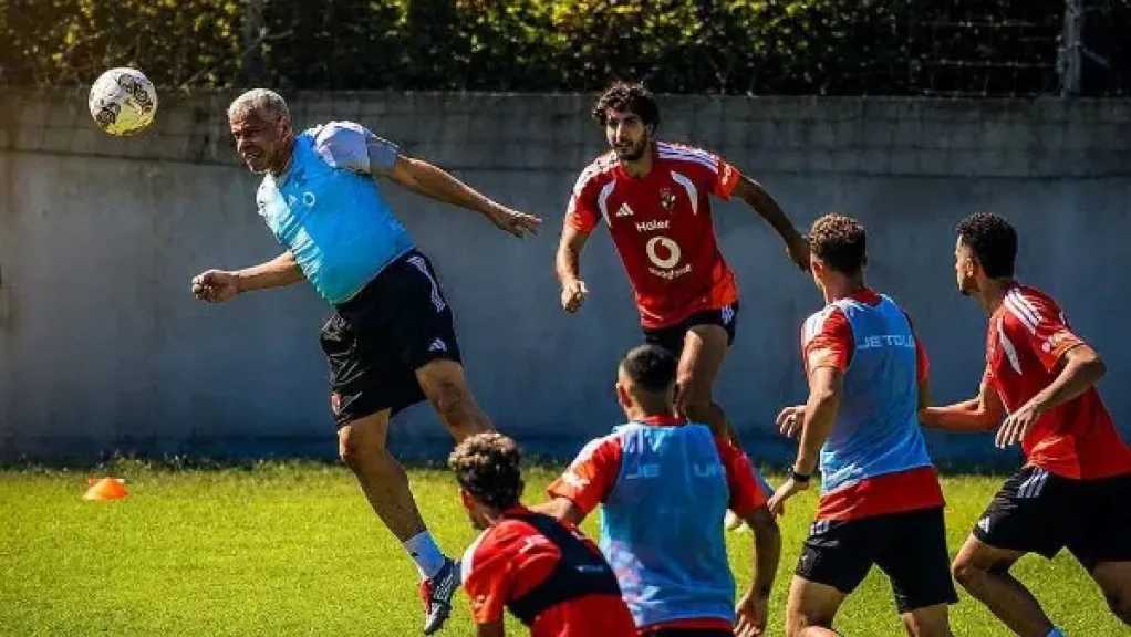 وائل جمعة يظهر في مران الأهلي بإسبانيا استعدادًا للموسم الجديد