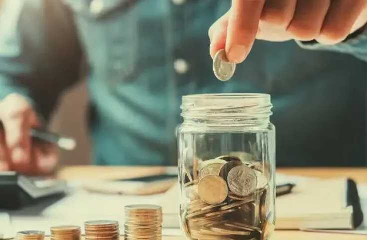 كيف تبدأ الادخار من راتبك: خطوات بسيطة