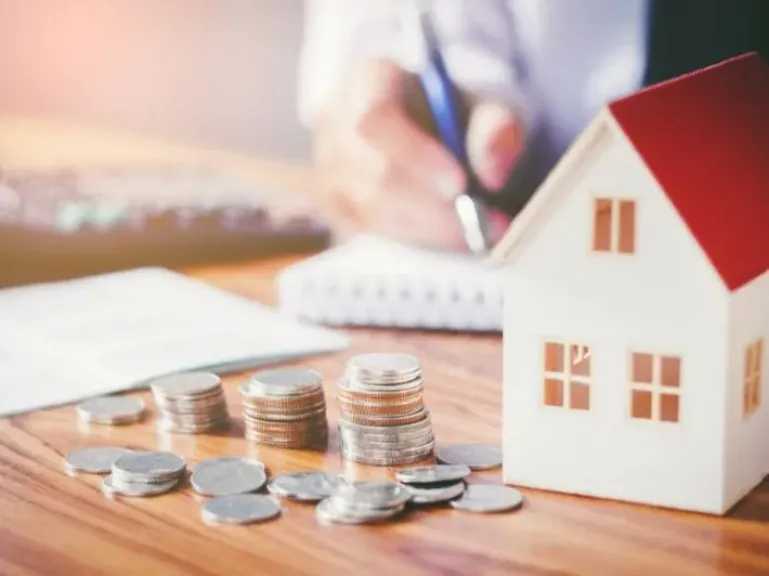 ميزانية المنزل بذكاء: كيف تدير دخلك؟