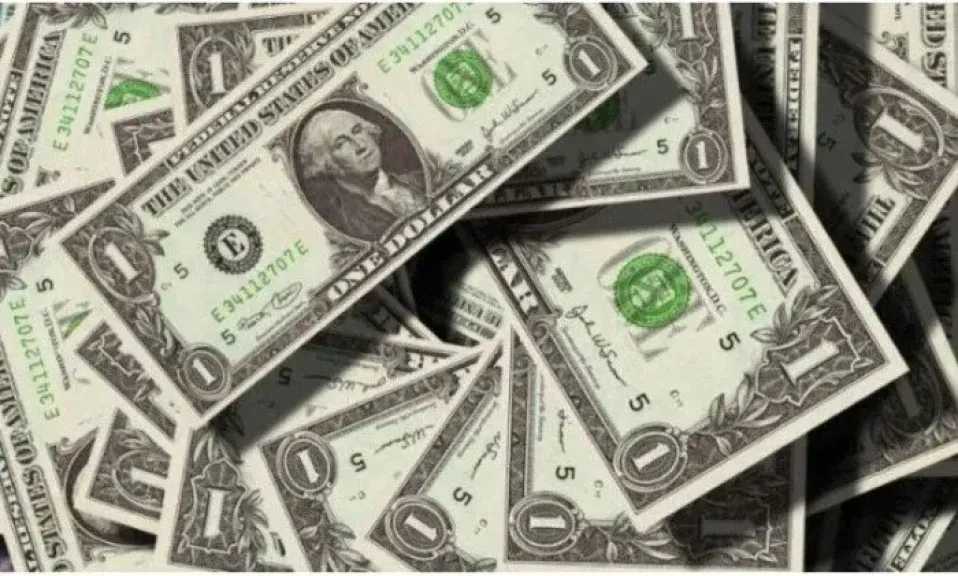 سعر الدولار اليوم الأحد 9 أغسطس 2026.. العملة الأمريكية بالبنوك