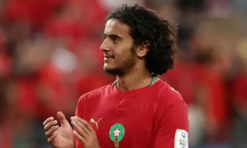 مانشستر سيتي يراقب أيوب بوعدي.. و130 مليون يورو تعرقل الصفقة