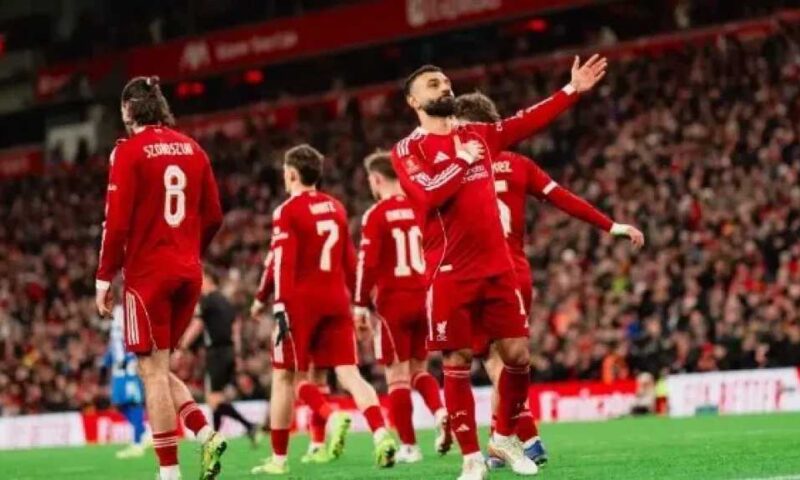 ليفربول يعلن التعاقد مع رونالد أراوخو على سبيل الإعارة