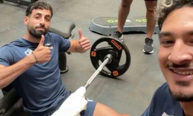 أحمد شريف يظهر برفقة عدي الدباغ ونونو كوستا استعدادًا للموسم الجديد