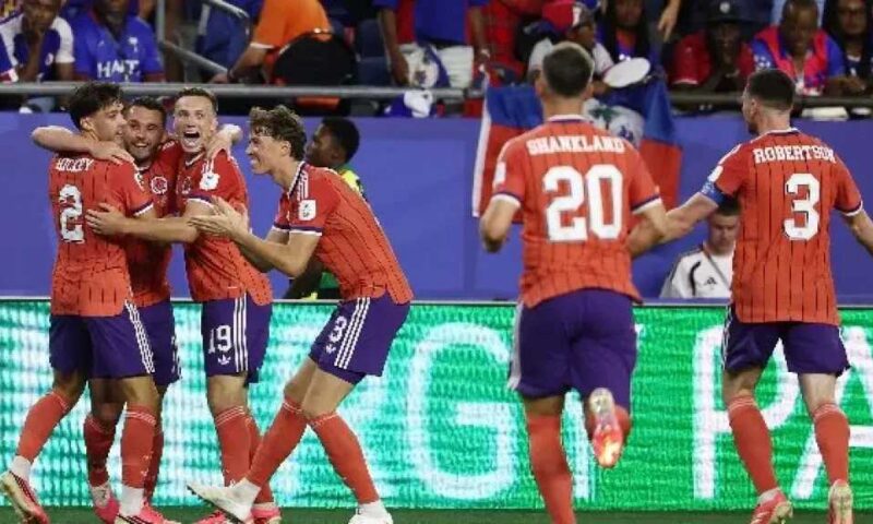 سيباستيان بوكونيولي مديرًا فنيًا جديدًا لمنتخب اسكتلندا