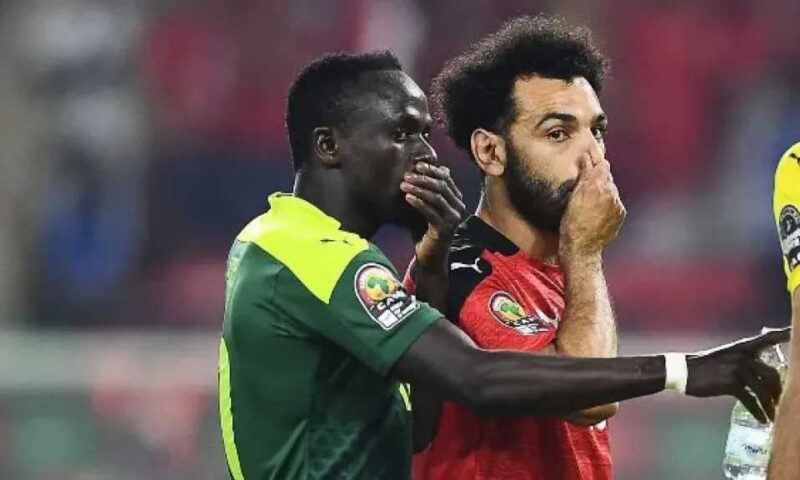 رابطة الأندية تحسم موقفها من عقوبة تغطية الفم في الدوري المصري