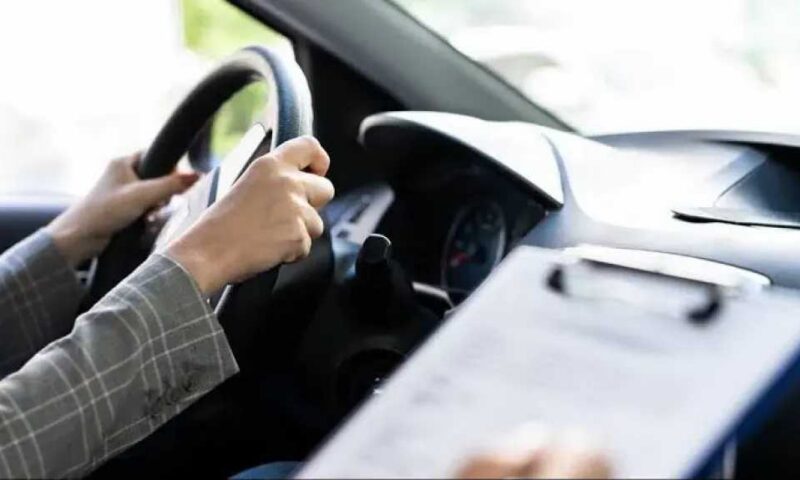 تجديد رخصة السيارة إلكترونيًا: الأوراق والخطوات