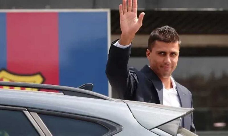 برشلونة يعلن رسميًا ضم رودري حتى 2030 قادمًا من مانشستر سيتي