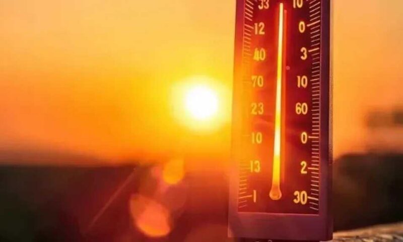 الأرصاد تحذر من ارتفاع الحرارة الجمعة.. القاهرة تصل إلى 37 درجة الأسبوع المقبل