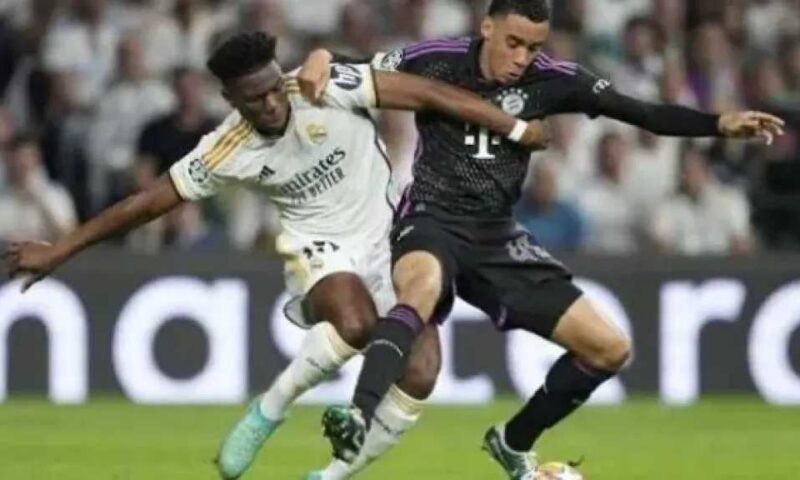 أين يمكنني مشاهدة مباراة بوروسيا دورتموند وبايرن ميونخ في نهائي كأس السوبر الألماني 2026 بث مباشر عبر القنوات الرسمية؟